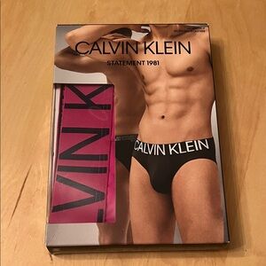 Calvin Klein Men's Black and Pink Briefs